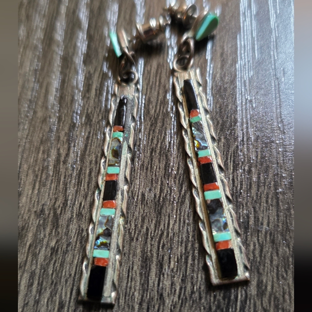 Elegant Multicolor Inlay Earrings - Picture 2 of 6